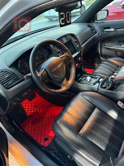 کرایسلەر 300